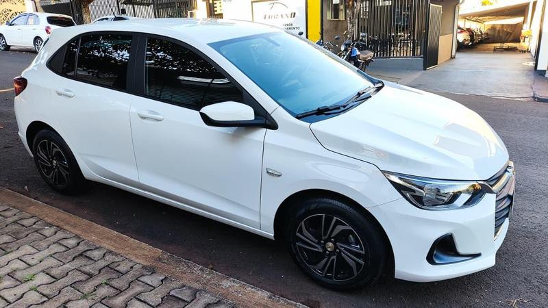 Chevrolet Onix 10tmt - foto 4