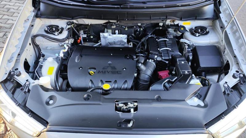Mitsubishi ASX 2.0 - foto 13