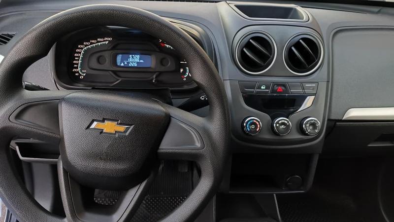 Chevrolet Montana Ls2 - foto 9