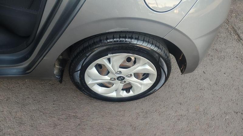 Hyundai HB20 1.0 12V 4P Flex Vision - foto 6