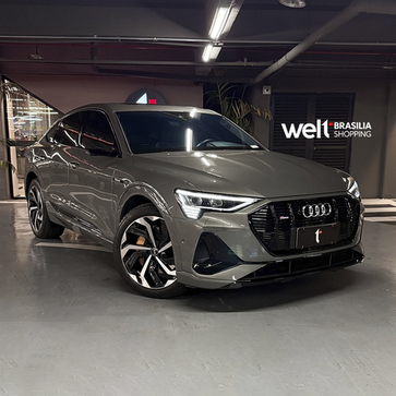 AUDI E-TRON PERFORMANCE BLACK AUT