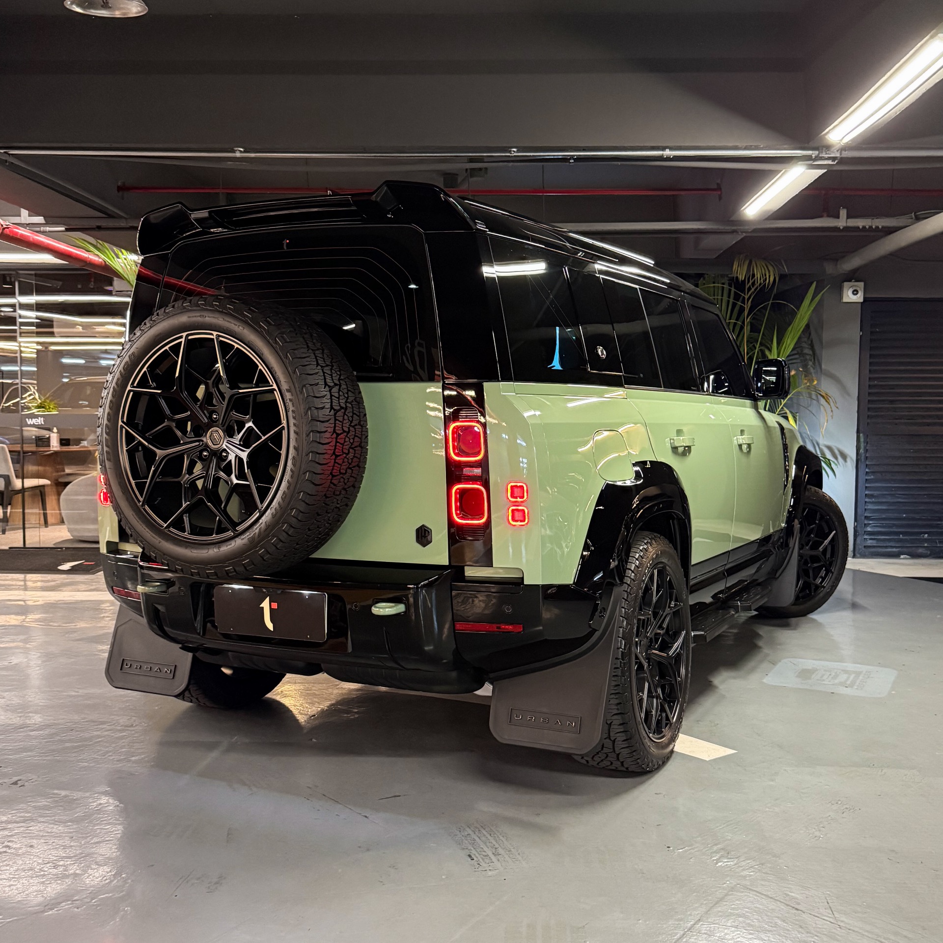 LAND ROVER DEFENDER 110 HSE D300 DIE. AUT.(HÍB.) — foto 4