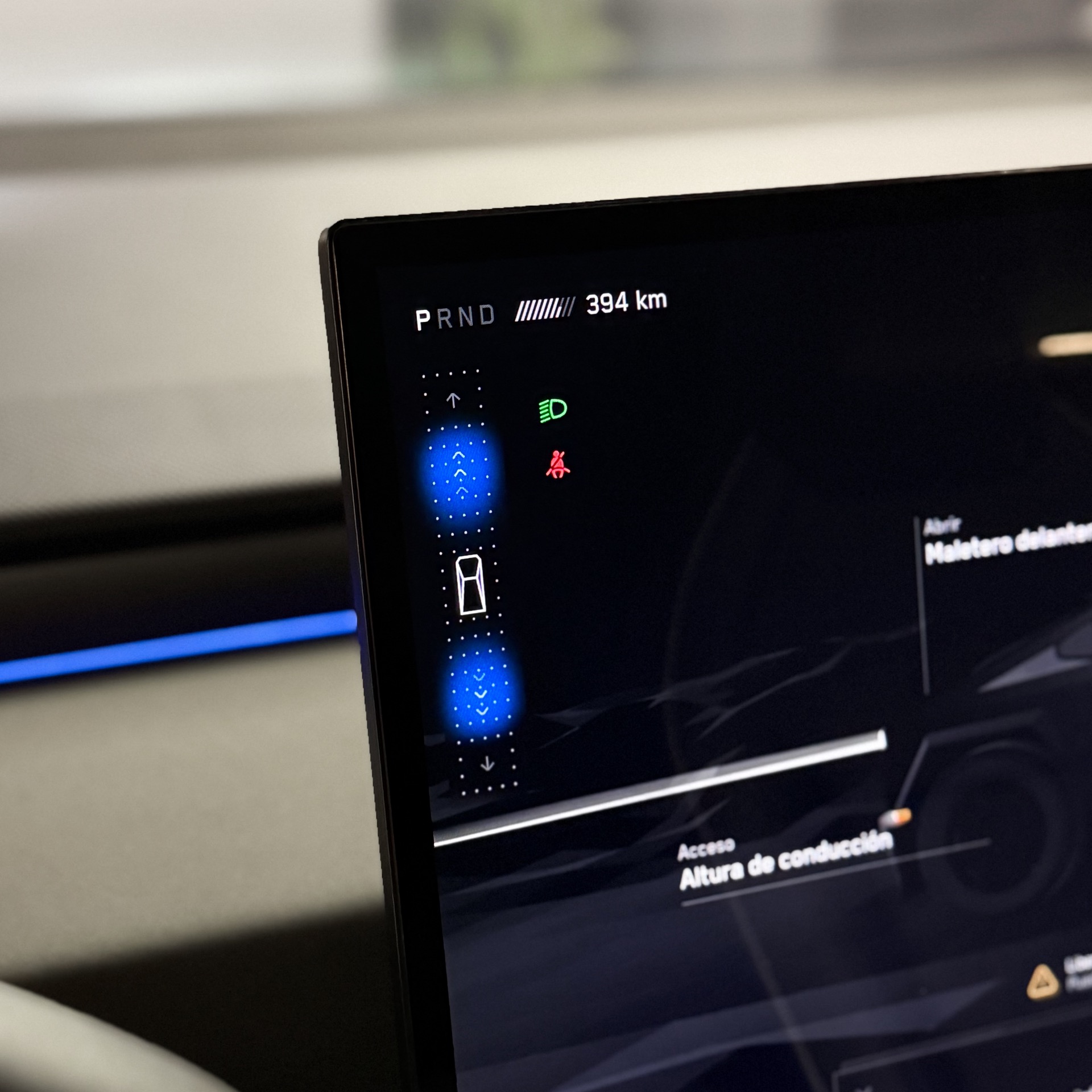 TESLA CYBERTRUCK BEAST — foto 15