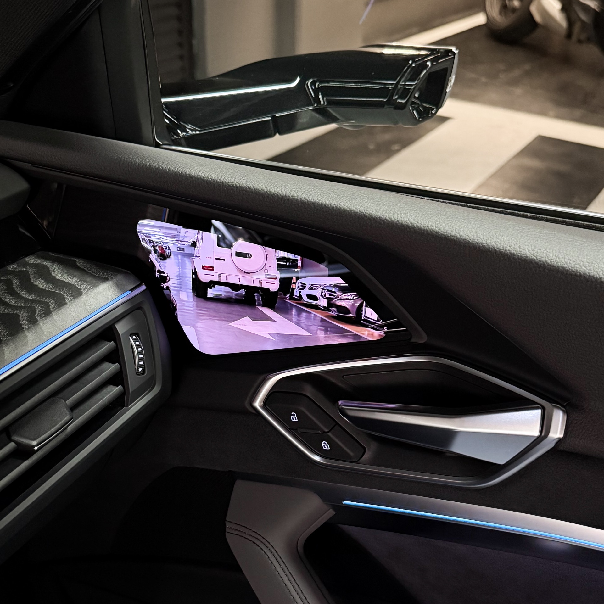 AUDI E TRON SPB S — foto 17