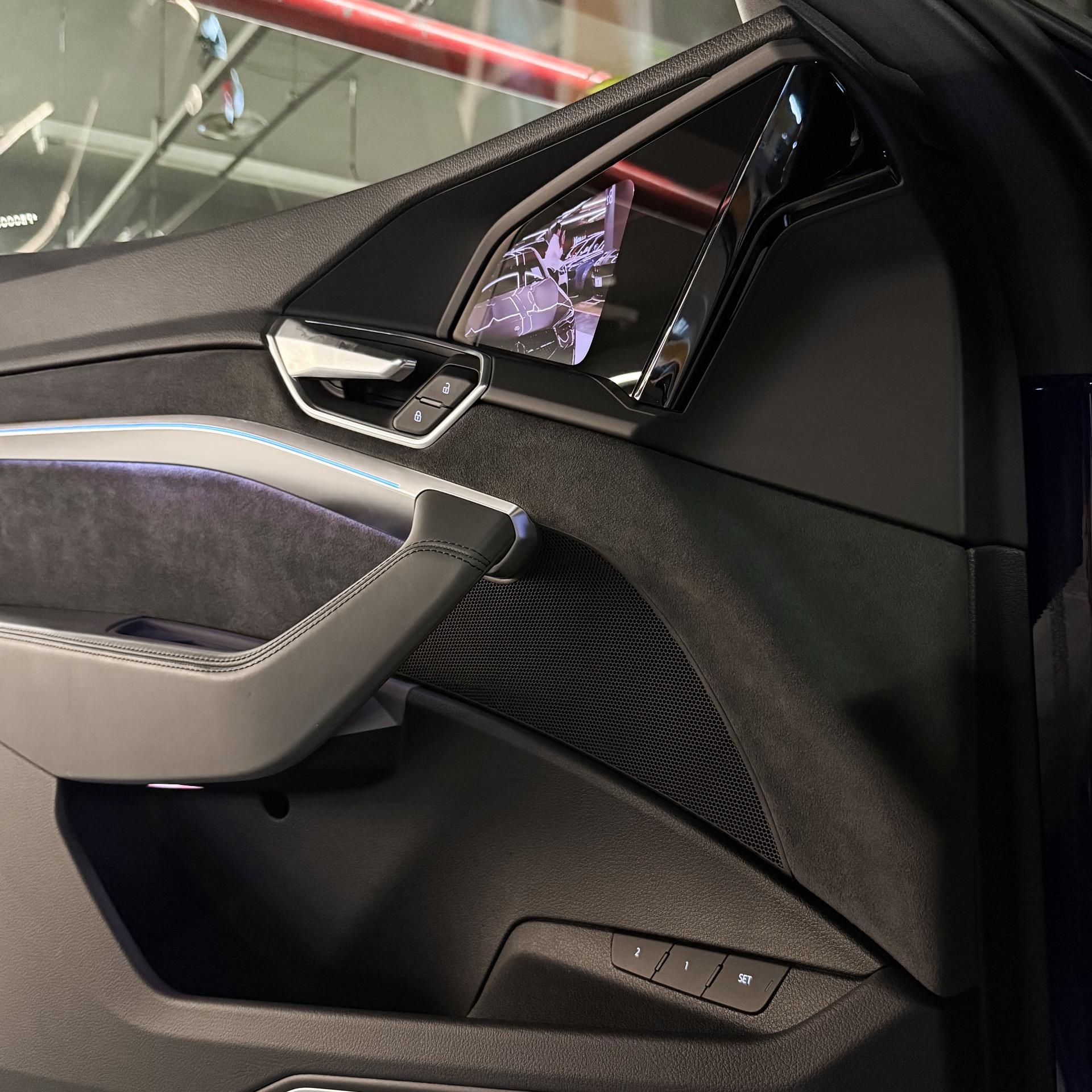 AUDI E TRON SPB S — foto 8