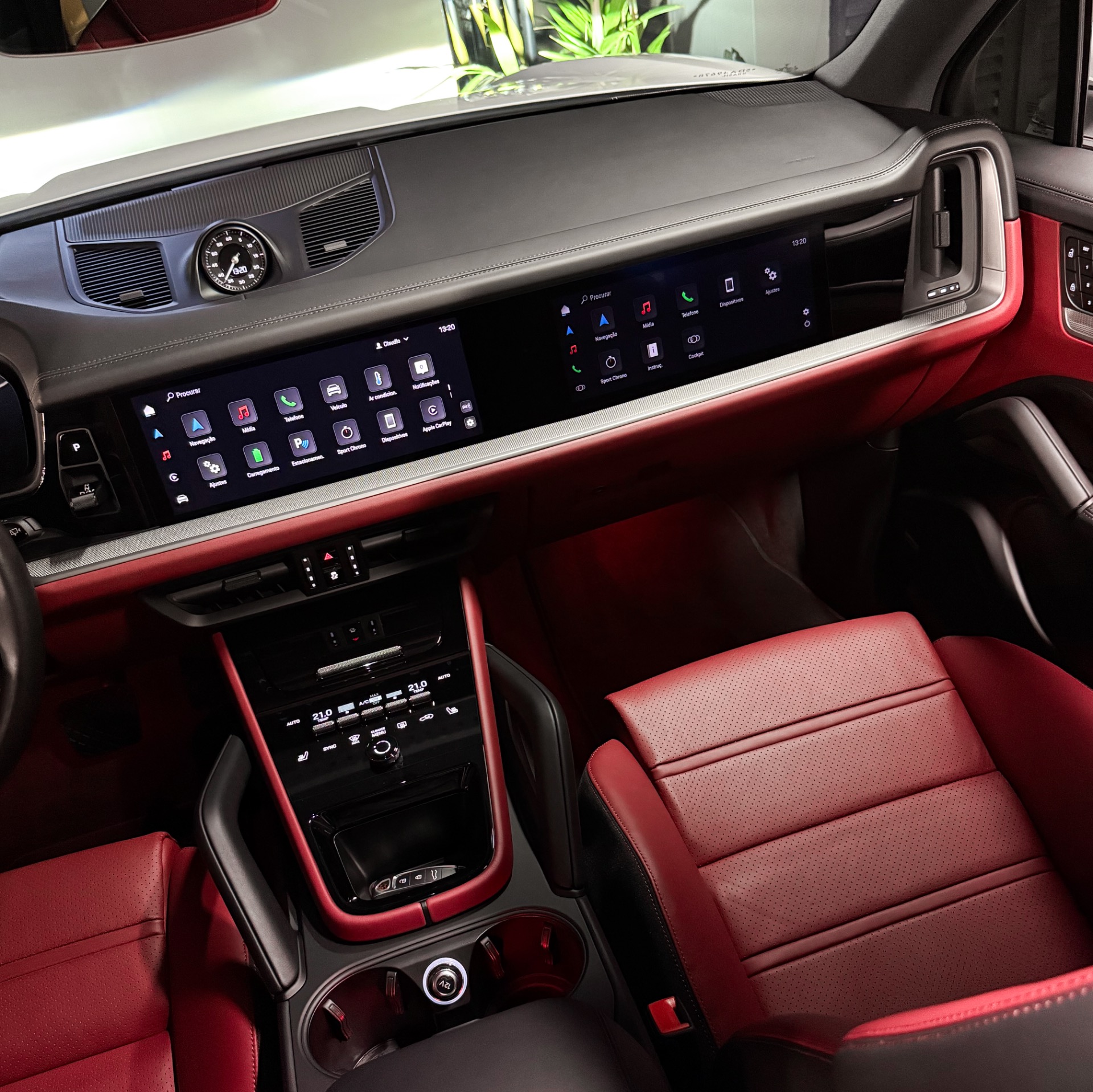 PORSCHE CAYENNE PHEV — foto 16
