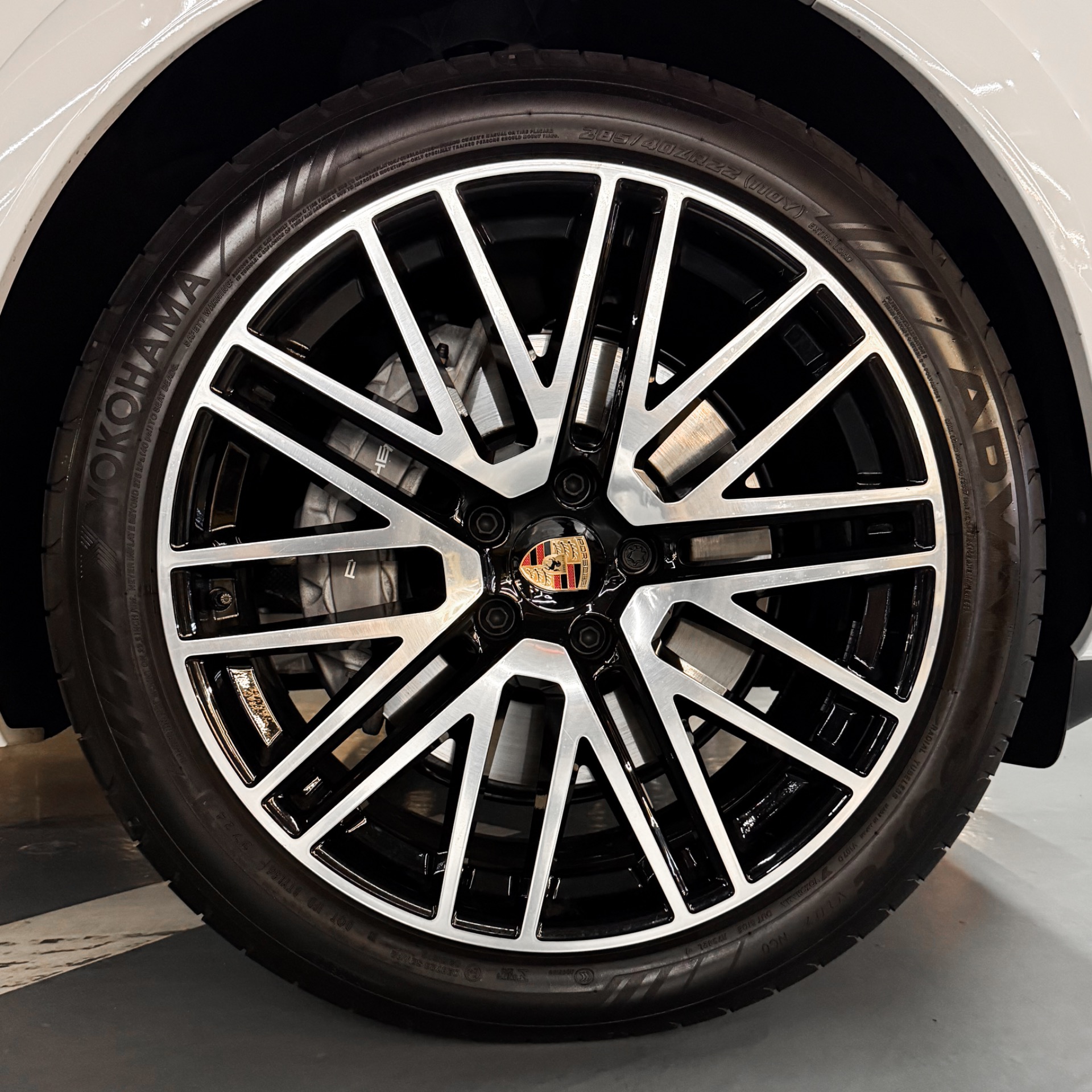 PORSCHE CAYENNE PHEV — foto 20