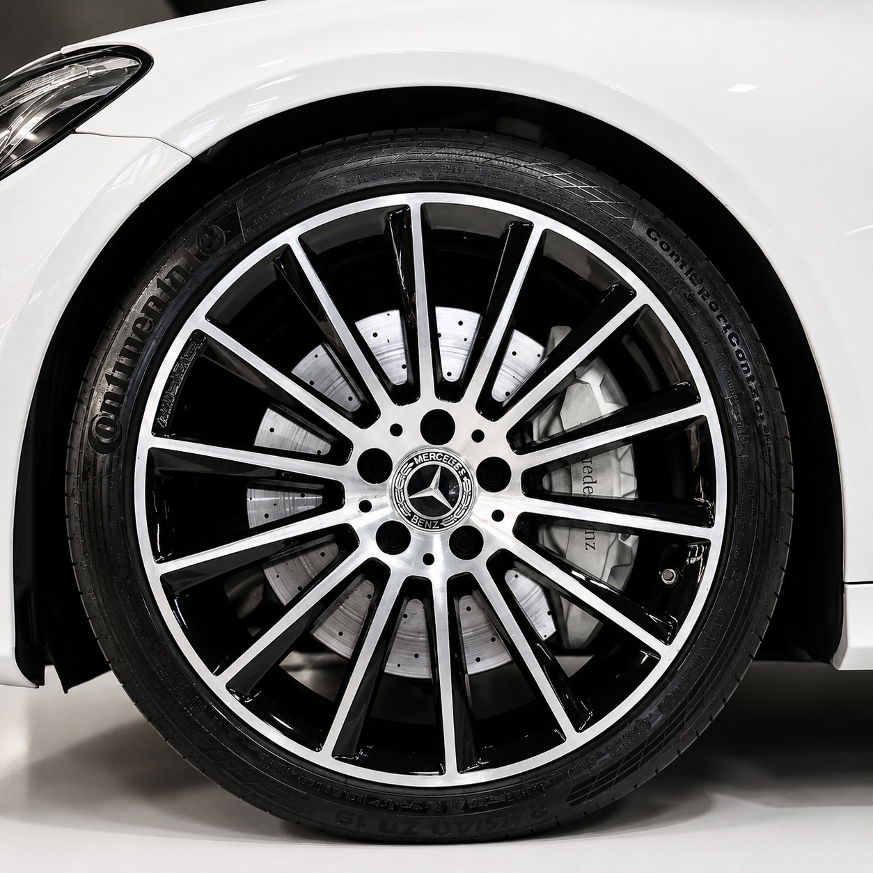 MERCEDES-BENZ C450 AMG 4M — foto 19