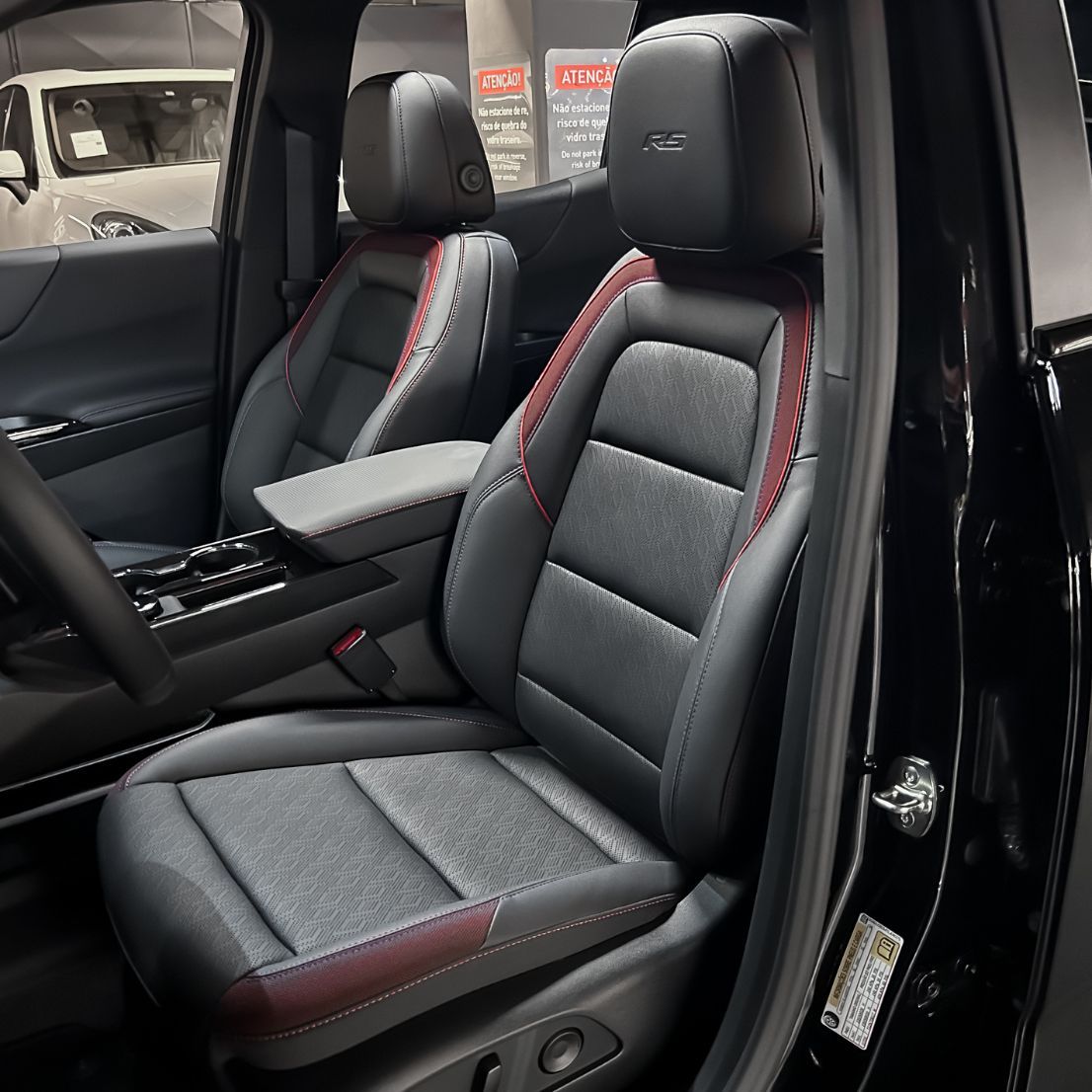 CHEVROLET EQUINOX 15T RS — foto 9