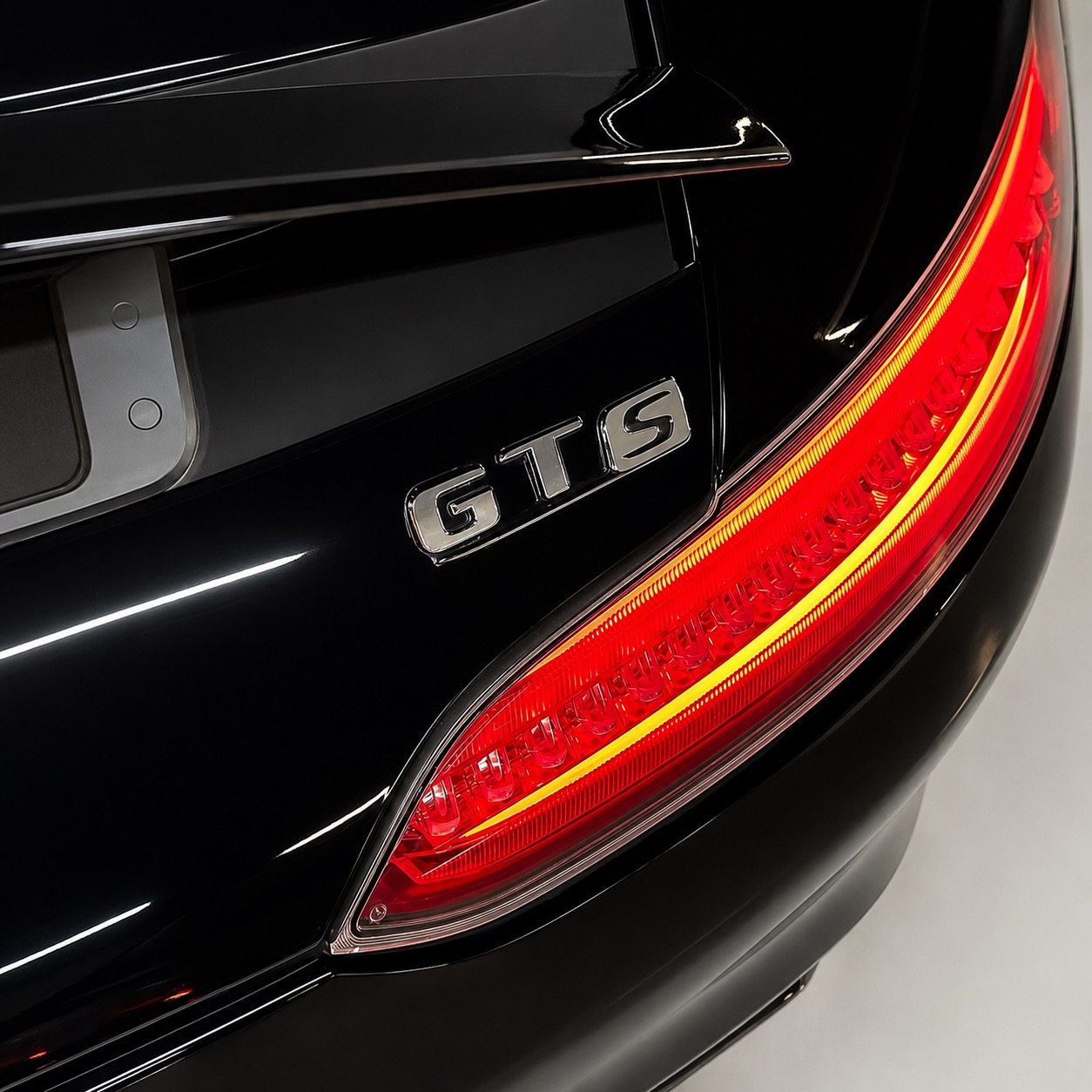 MERCEDES-BENZ AMG GTS 510CV 2 LUGARES — foto 18