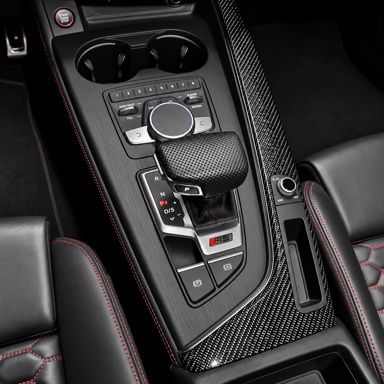 AUDI RS4 AVANT 2.9TFSI TIPTRONIC QUATTRO — foto 7