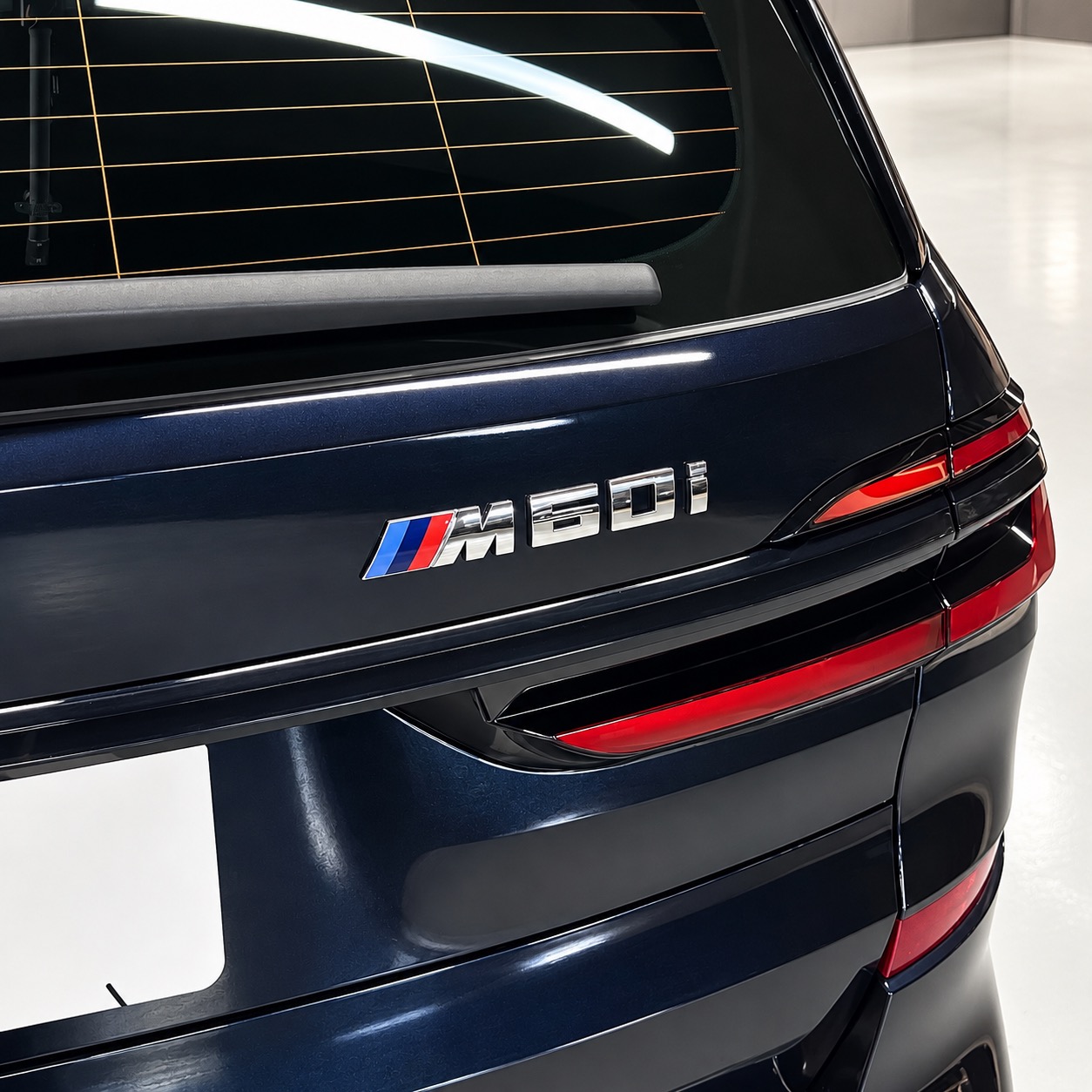 BMW X7 M60I — foto 16