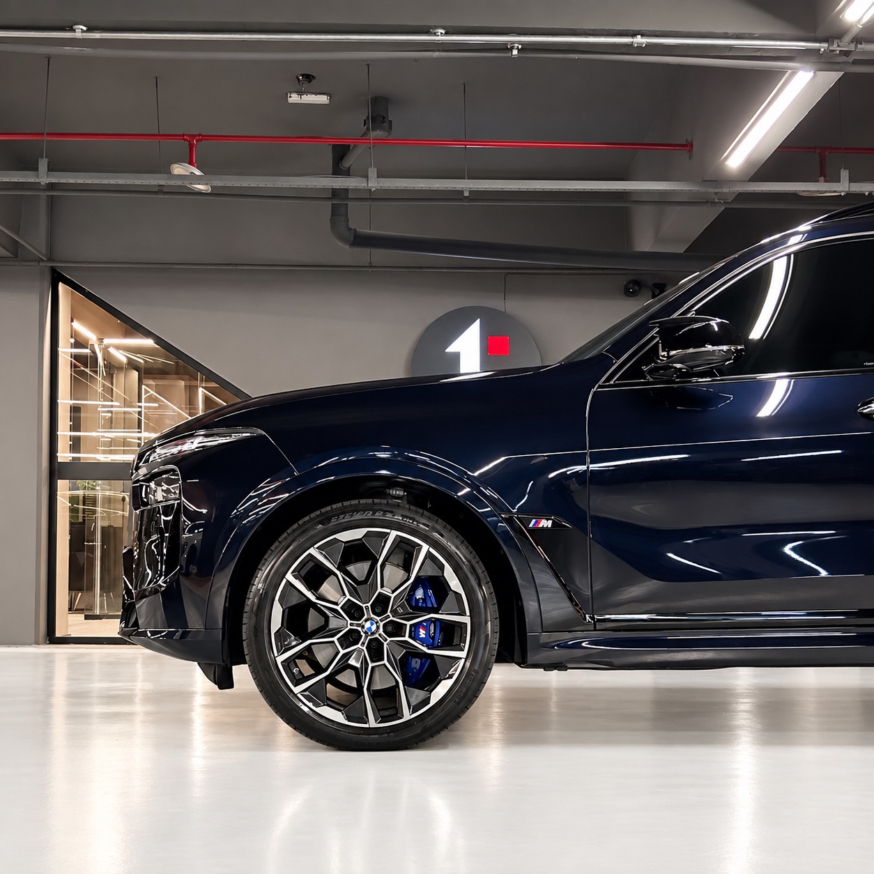 BMW X7 M60I — foto 18