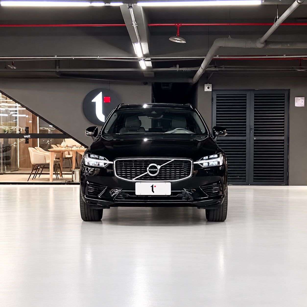 VOLVO XC60 T8 R-DESIGN — foto 16