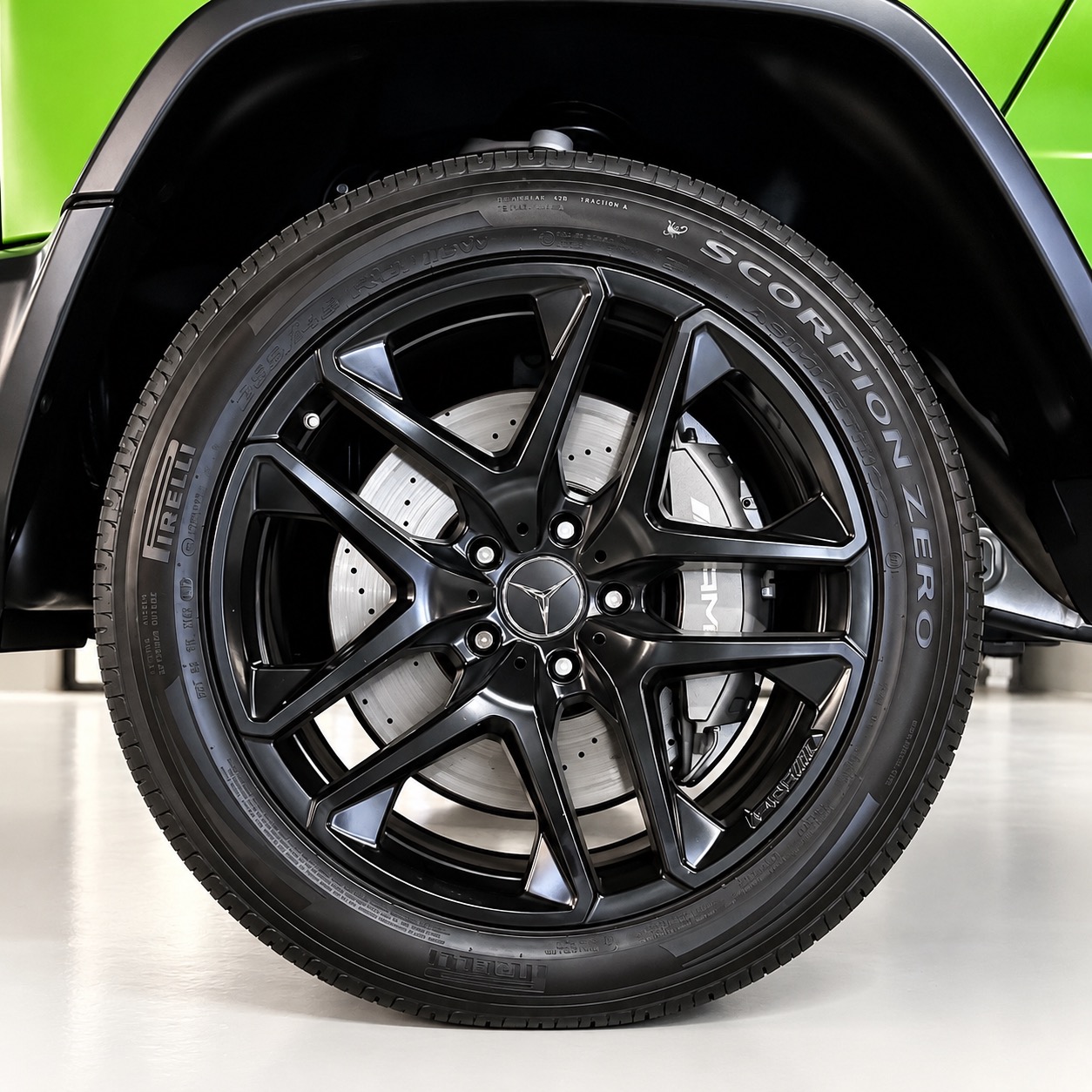 MERCEDES-BENZ AMG G63 4M — foto 18