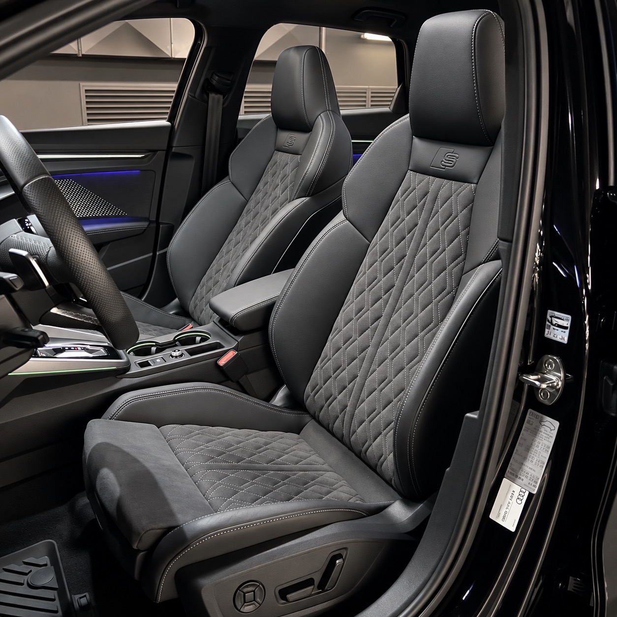 AUDI A3 SPORTBACK PERFORMANCE BLACK 2.0 S-TRON — foto 10