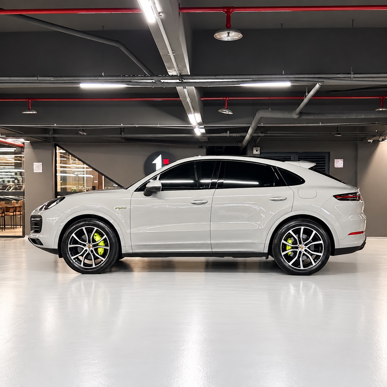 PORSCHE CAYENNE COUPE E-HYBRID 3.0 V6 462CV — foto 11