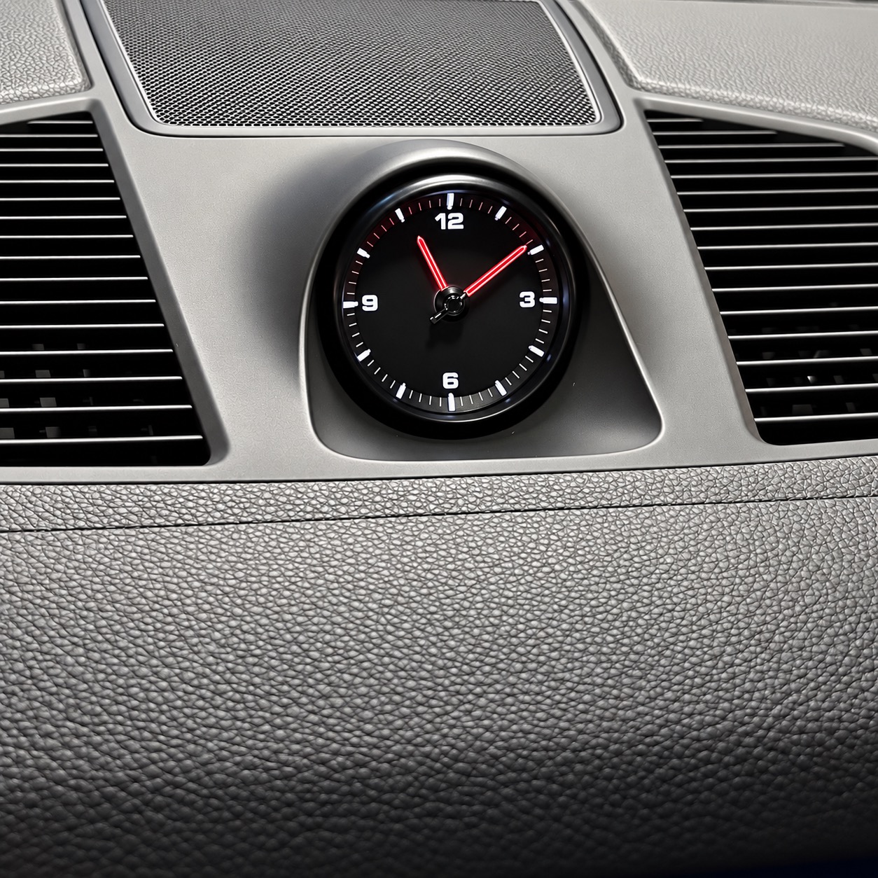 PORSCHE CAYENNE COUPE E-HYBRID 3.0 V6 462CV — foto 19