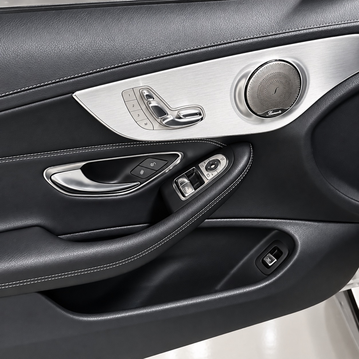 MERCEDES-BENZ C-43 COUPE AMG 3.0 V6 BI-TURBO AUT — foto 17