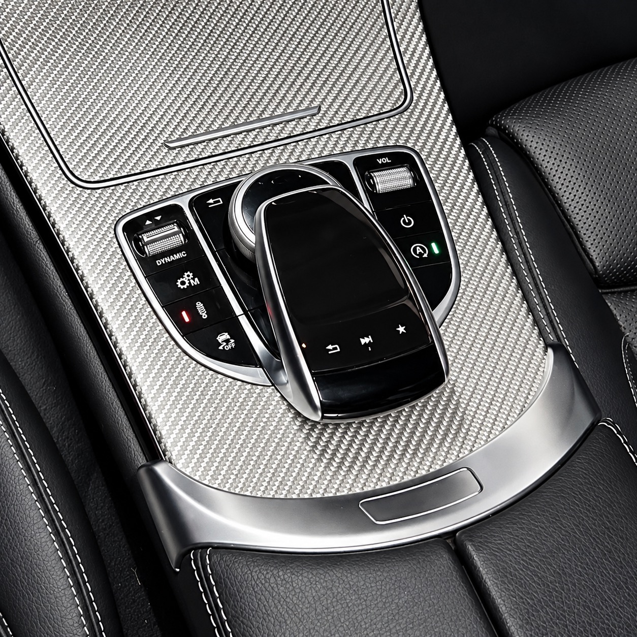 MERCEDES-BENZ C-43 COUPE AMG 3.0 V6 BI-TURBO AUT — foto 6