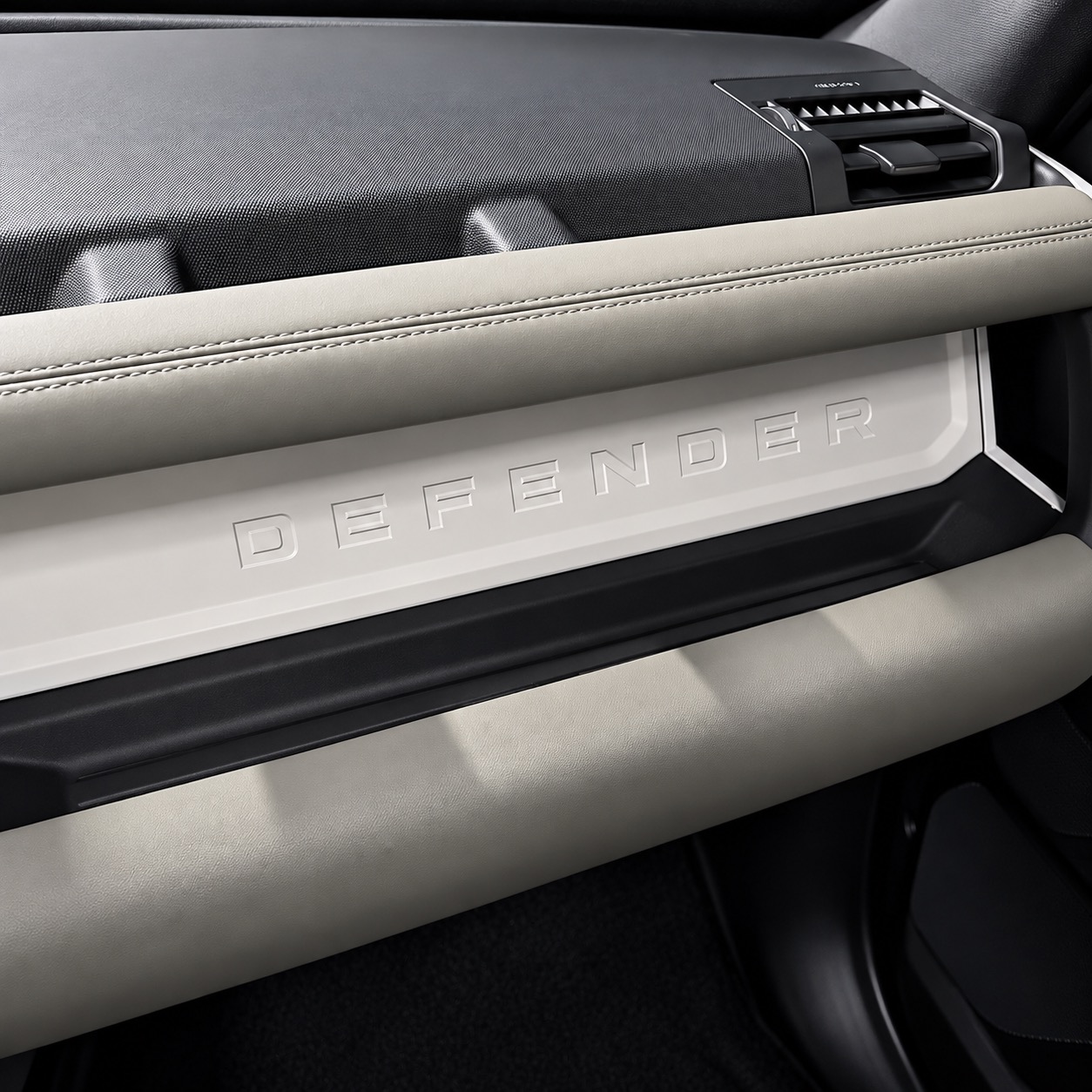 LAND ROVER DEFENDER. 110 X-DY.HSE D350 Die Aut. (Híb.) — foto 7