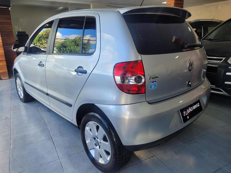 Volkswagen Fox Route 1.6 Mi Total Flex 8V 5P - foto 4