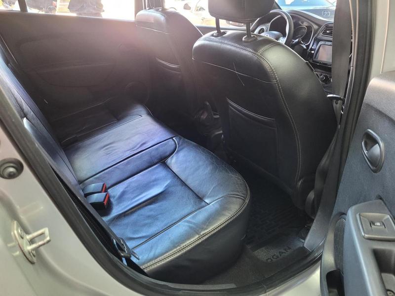 Renault Logan 1.0 12V Sce Flex Zen - foto 7