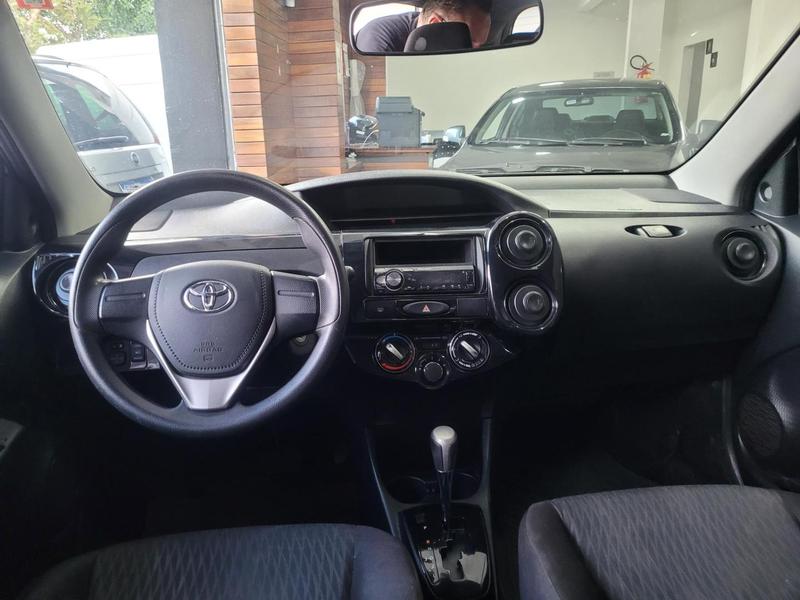 Toyota Etios 13 X 16V Automático - foto 10