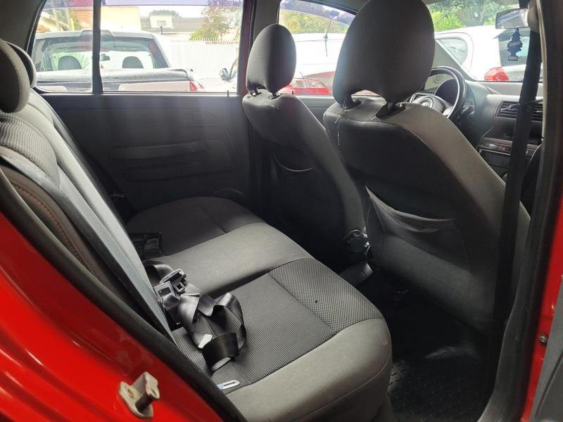 Volkswagen Fox 1.0 8V G2 Trend 4P - foto 7