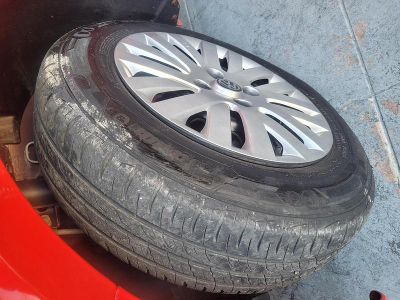 Volkswagen Gol Novo 1.0 Trend Total Flex 4P - foto 14