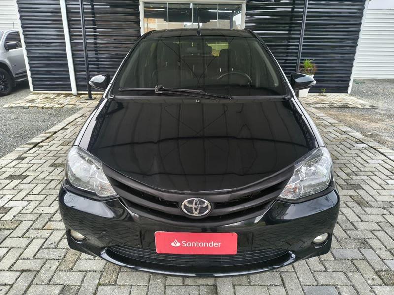 Toyota Etios 2017 à venda