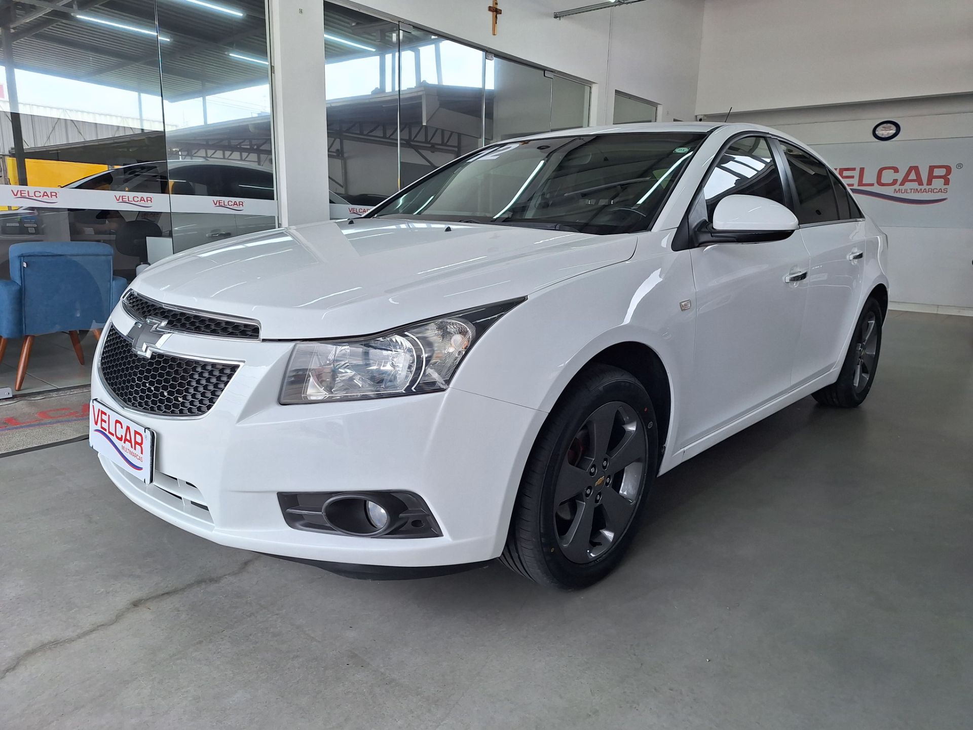 Chevrolet Cruze     2012