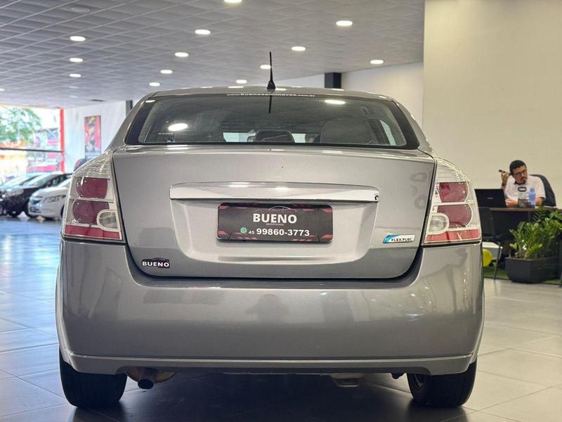 Nissan Sentra 2.0 Flex - foto 6