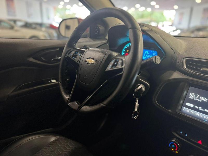 Chevrolet Onix Hatch LT 1.4 8V Flexpower 5P Aut. - foto 13