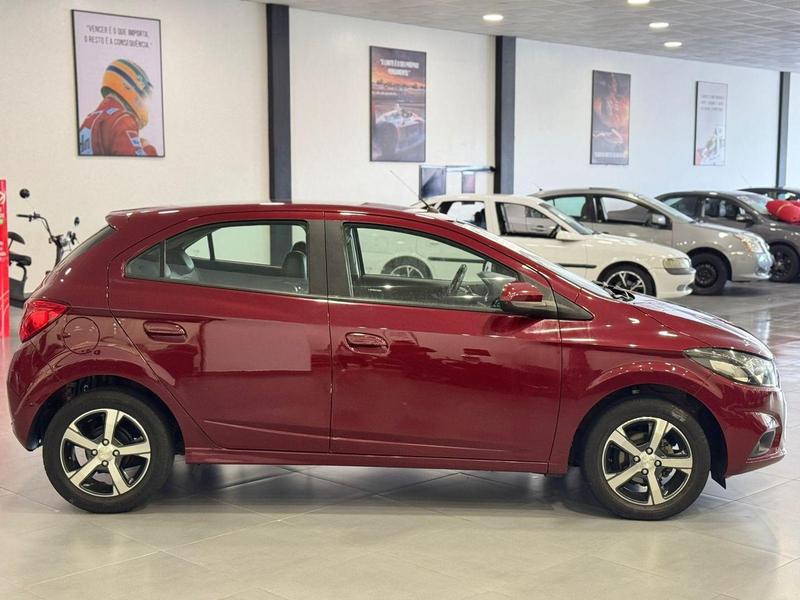 Chevrolet Onix Hatch LT 1.4 8V Flexpower 5P Aut. - foto 4