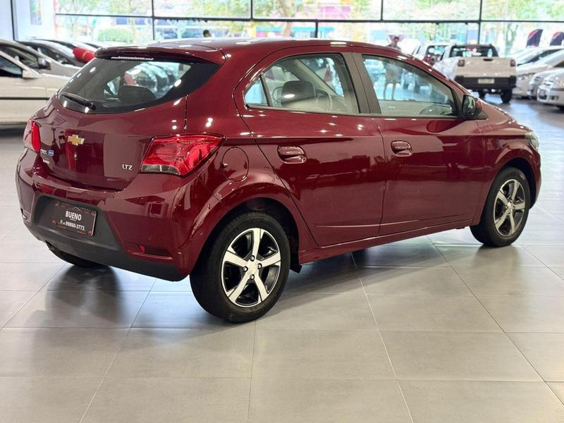 Chevrolet Onix Hatch LT 1.4 8V Flexpower 5P Aut. - foto 5