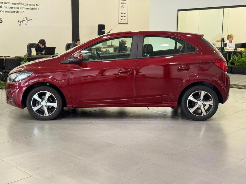 Chevrolet Onix Hatch LT 1.4 8V Flexpower 5P Aut. - foto 8