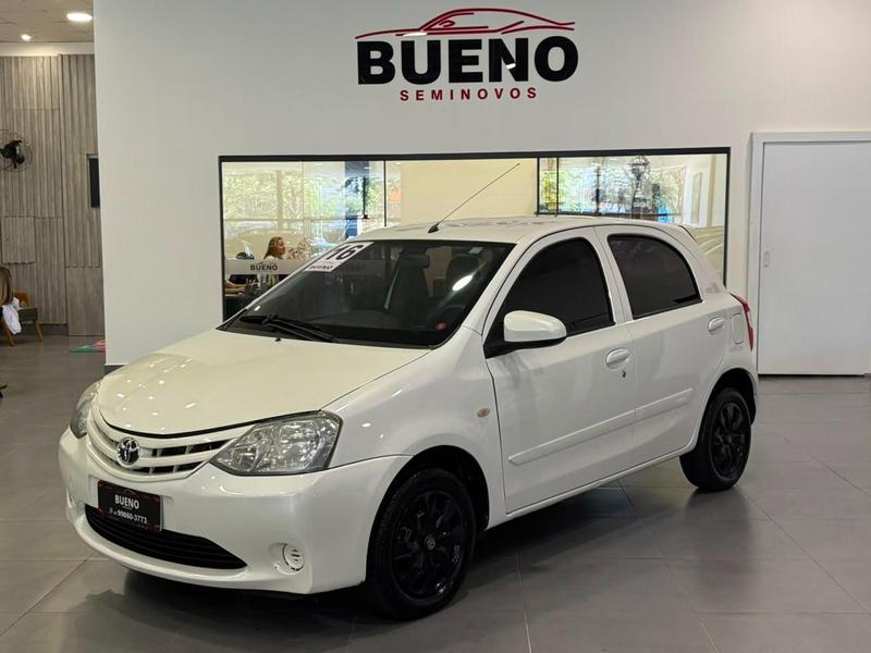 Toyota Etios 2016 à venda