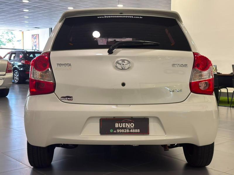 Toyota Etios Hb Xs 1.5 - foto 6