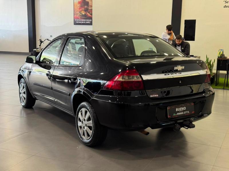 Chevrolet Prisma Sed. Joy Ls 1.0 8V Flexpower 4P - foto 2