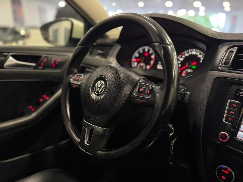 Volkswagen Jetta Comfortline 2.0 T.flex 8V 4P Tipt. - foto 13