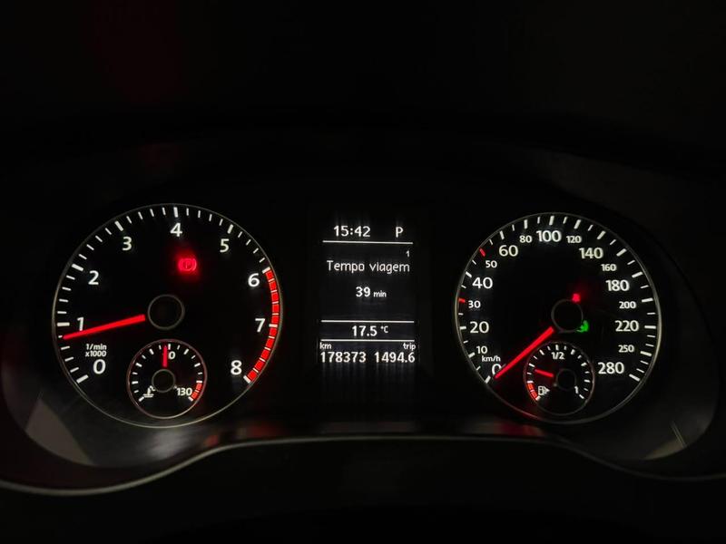 Volkswagen Jetta Comfortline 2.0 T.flex 8V 4P Tipt. - foto 15