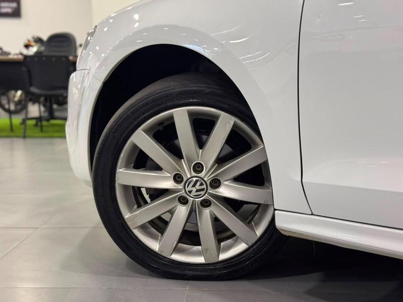 Volkswagen Jetta Comfortline 2.0 T.flex 8V 4P Tipt. - foto 19