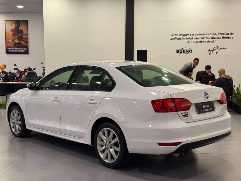 Volkswagen Jetta Comfortline 2.0 T.flex 8V 4P Tipt. - foto 7