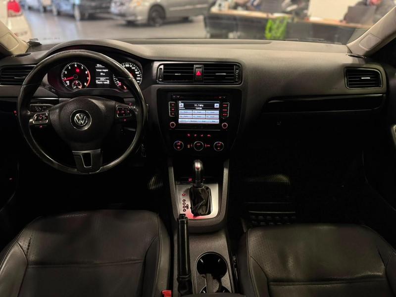 Volkswagen Jetta Comfortline 2.0 T.flex 8V 4P Tipt. - foto 10