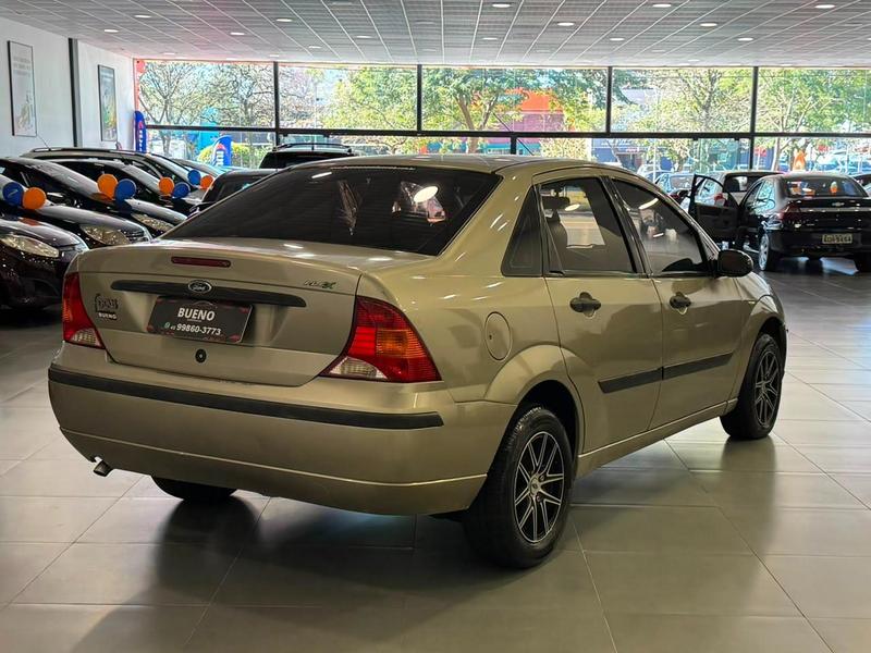 Ford Focus 1.6 Flex Fc - foto 4
