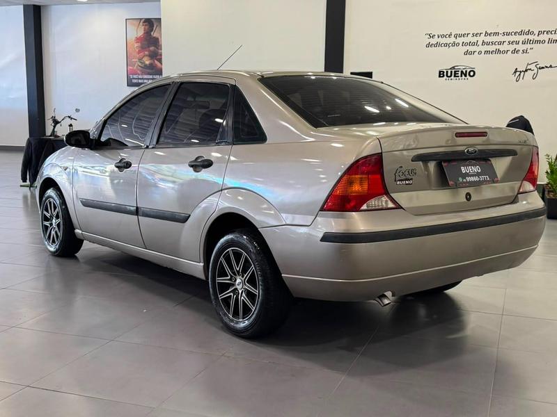 Ford Focus 1.6 Flex Fc - foto 2
