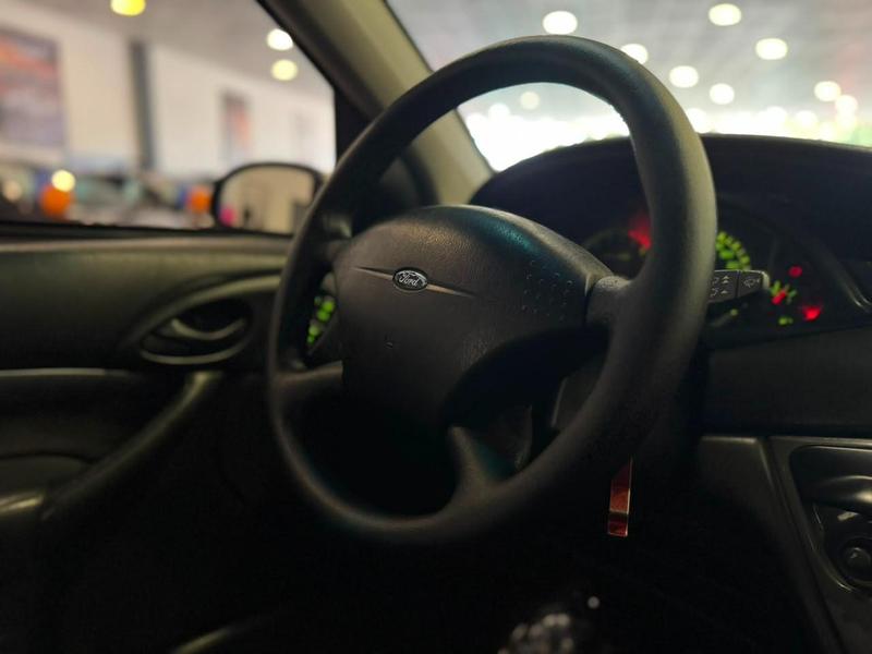Ford Focus 1.6 Flex Fc - foto 9