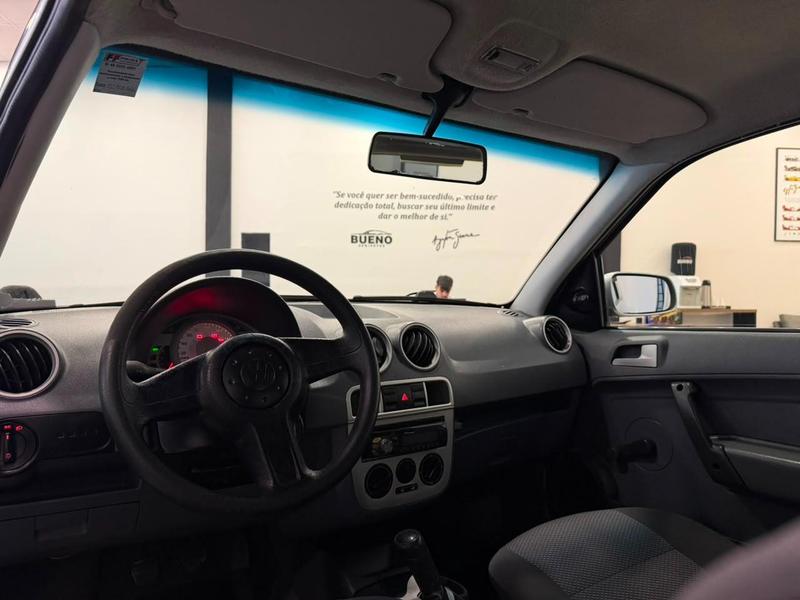 Volkswagen Gol City (trend) 1.0 Mi Total Flex 8V 2P - foto 8