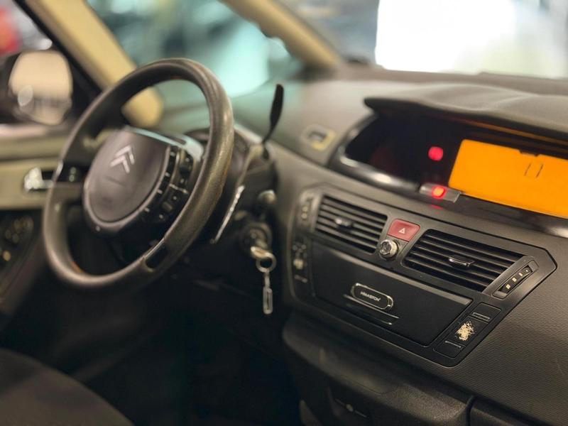 Citroën C4 Picasso Glxa 5l - foto 9
